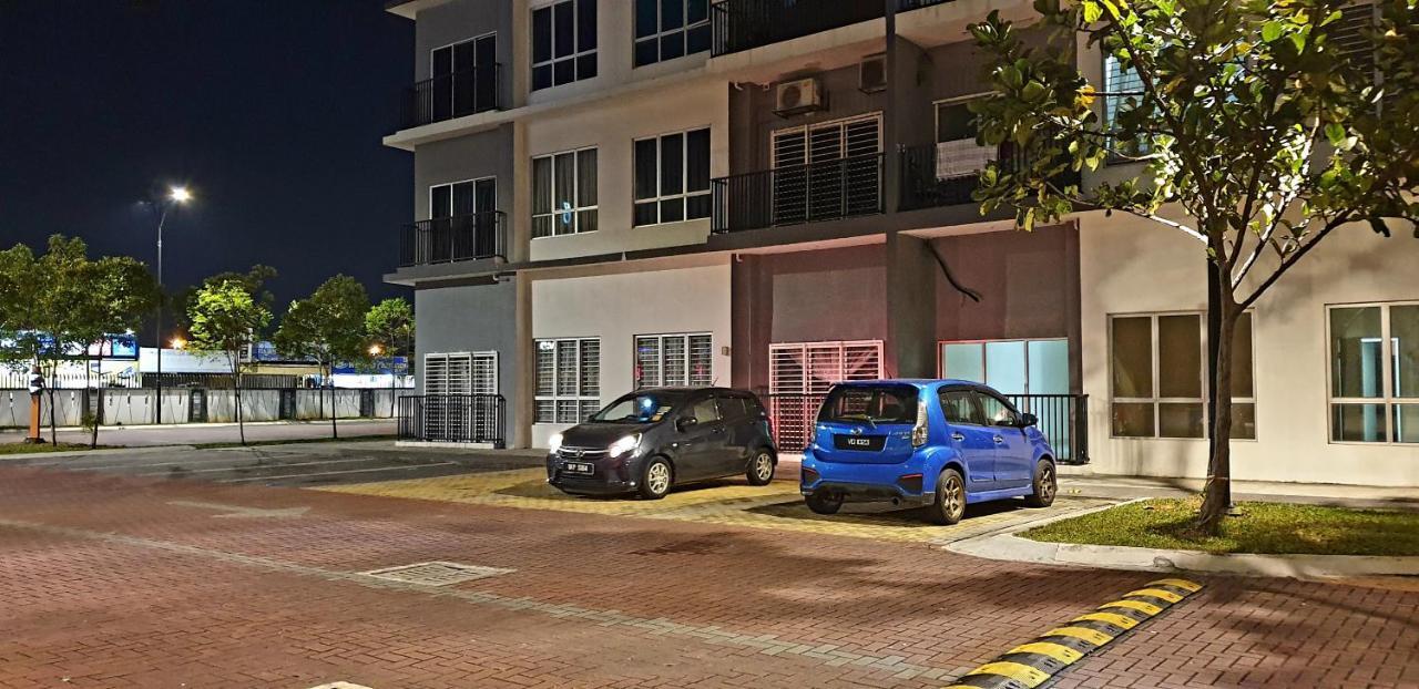 Bsp21 Family Homestay Jenjarum Exterior foto